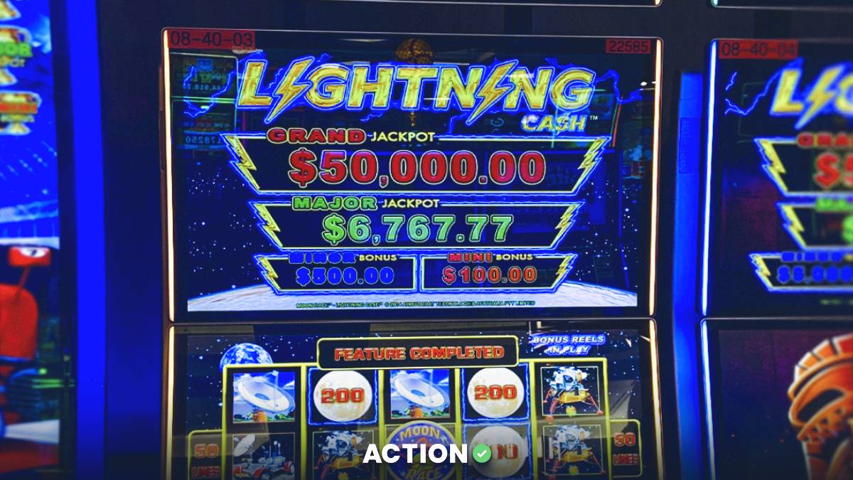 10-Cent Bet Hits Slot Machine Jackpot at Red Hawk Casino