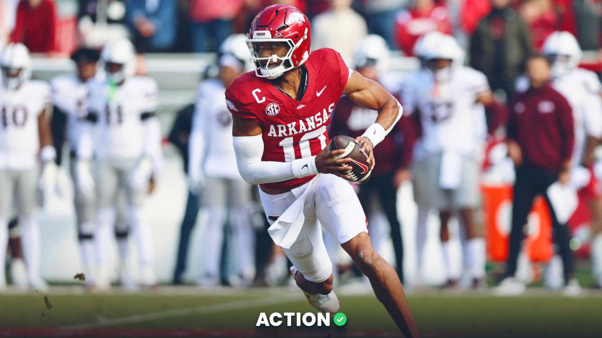 Arkansas vs LSU Prediction, Pick, NCAAF Odds for Nov. 15 article feature image