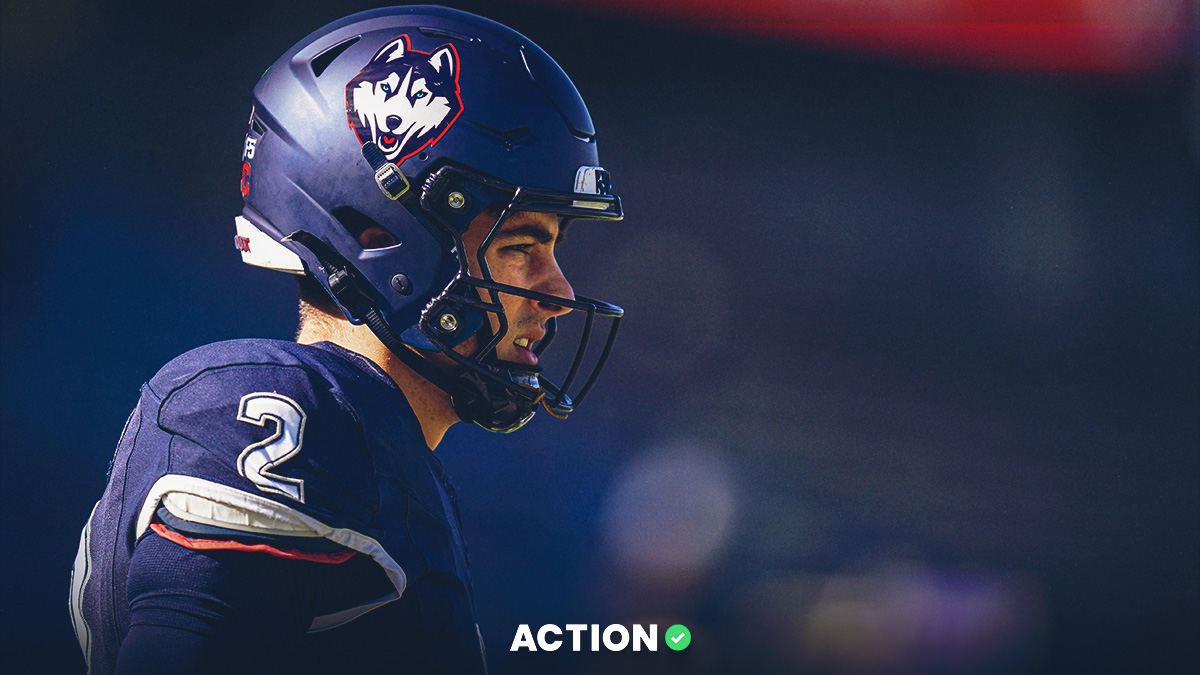 Duke vs UConn Prediction, Pick, NCAAF Odds for Saturday, Nov. 8 article feature image