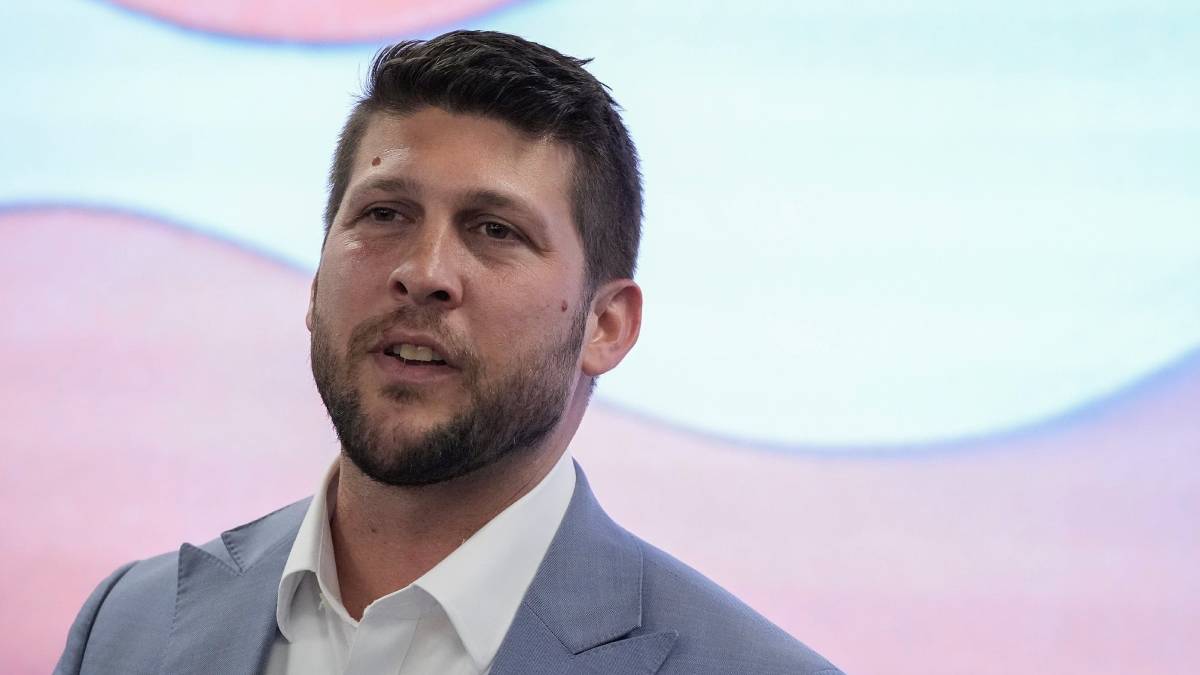 Image of Florida Attorney General James Uthmeier who is advocating for the Legislature to toughen the consequences for illegal gambling by reclassifying it from a misdemeanor to a felony, asserting that existing penalties do not adequately discourage these illegal activities in the state.