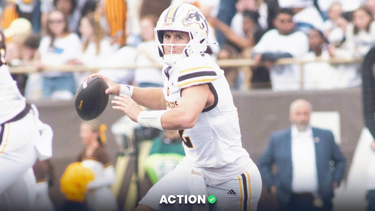 Ohio vs Western Michigan Prediction, Pick, College Football Odds for Tuesday, November 11 article feature image