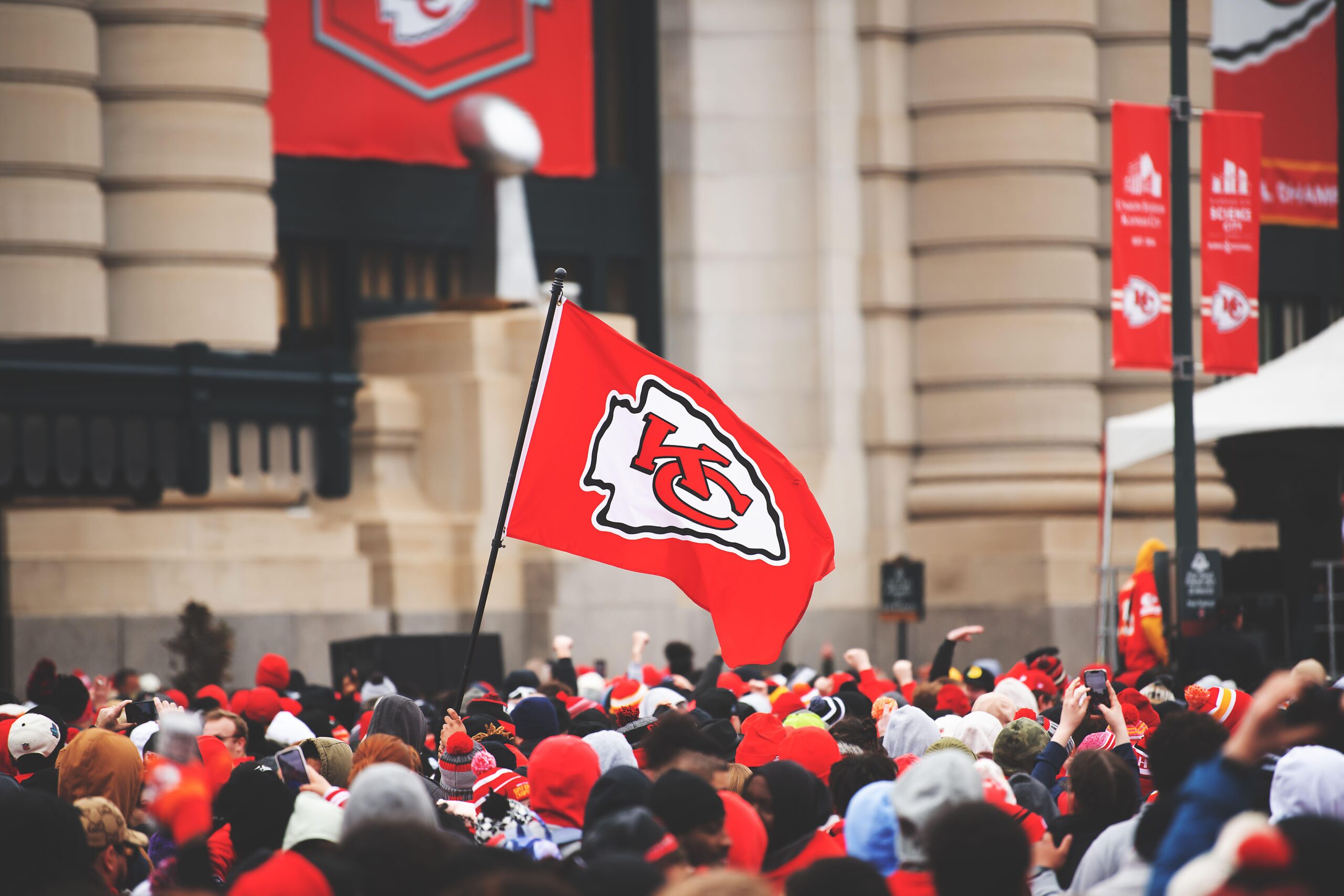 Missouri’s Fan Divide: Chiefs Kingdom Leads the State, Cardinals Dominate the East article feature image