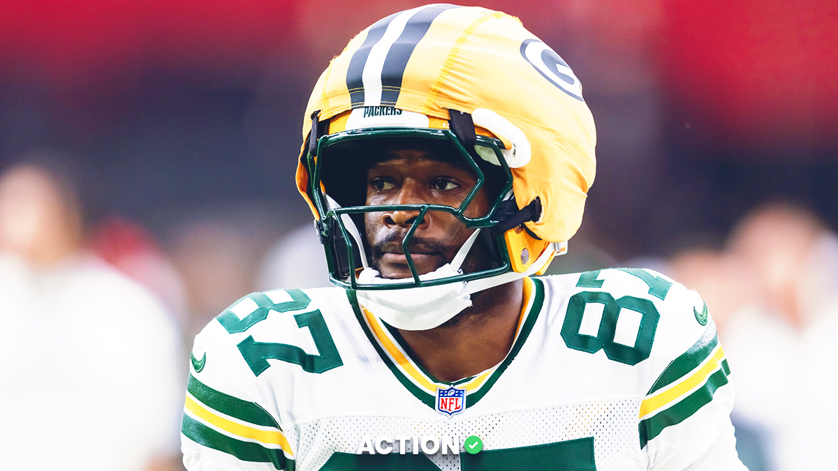 NFL PrizePicks, Underdog Plays for Monday Night Football on November 10