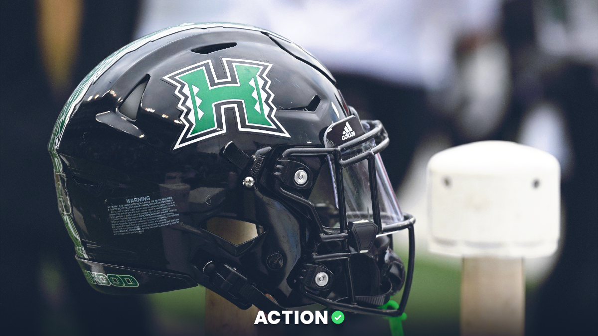 Best Football Picks Saturday: Ohio State vs Michigan, UCF vs BYU, Hawaii vs Wyoming, More