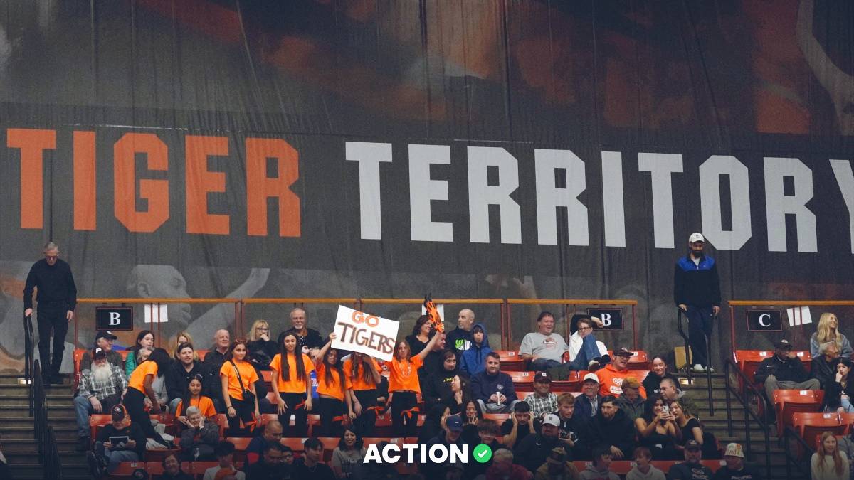 4 NCAAB Picks Tonight: BYU vs Holy Cross, Pacific vs Nevada, Oklahoma vs Gonzaga article feature image