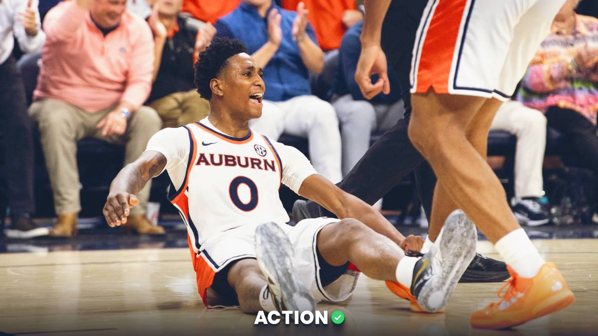 Auburn vs Oregon Predictions, Picks, Odds for Monday, November 24 article feature image