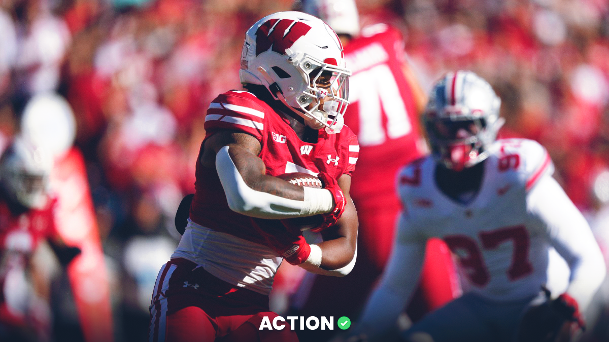 Washington vs Wisconsin Prediction, Pick, College Football Odds for Saturday, November 8 article feature image