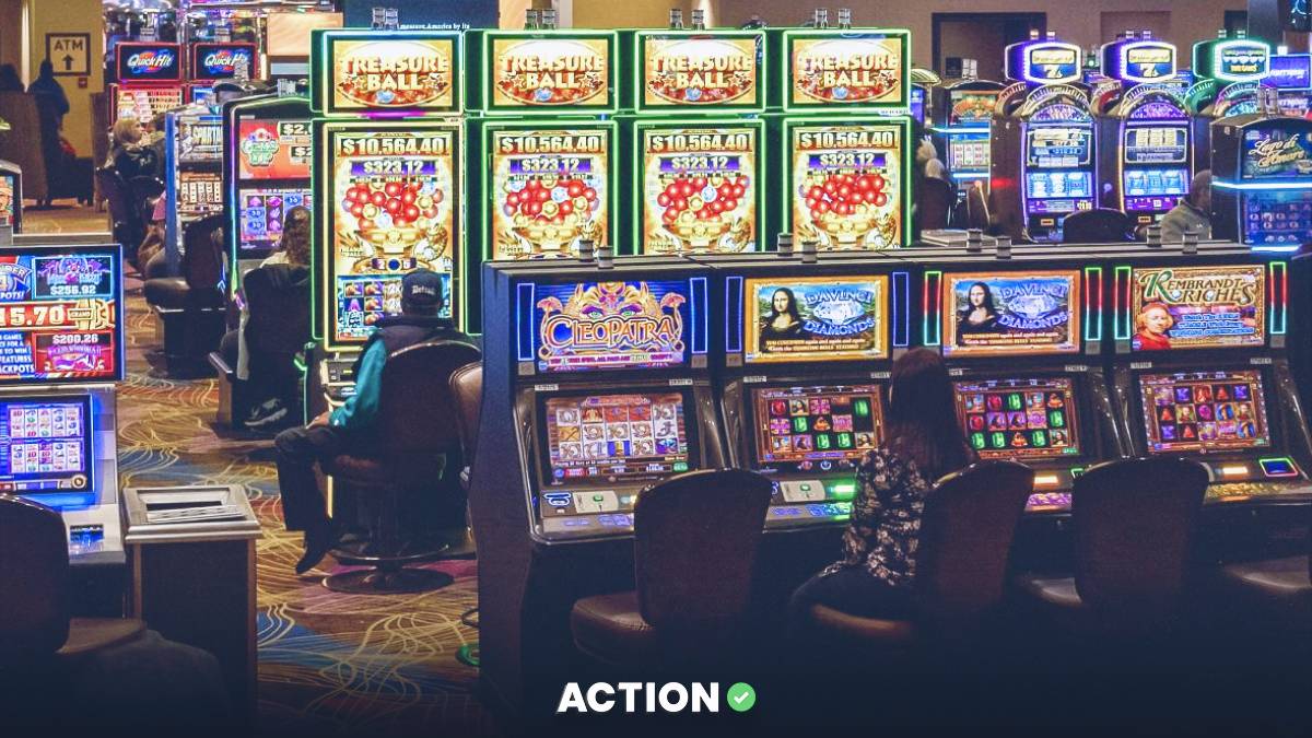 Detroit Casinos Report Slight Revenue Dip in November