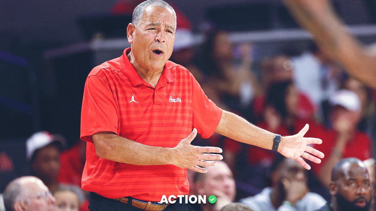 Houston vs Arkansas Predictions, Picks, Odds for Saturday, December 20 article feature image