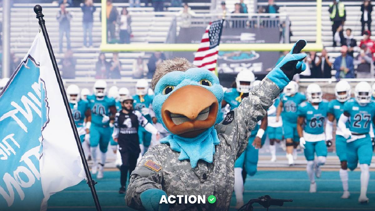 Bowl Game Picks Tuesday: Coastal Carolina vs Louisiana Tech, Illinois vs Tennessee, USC vs TCU