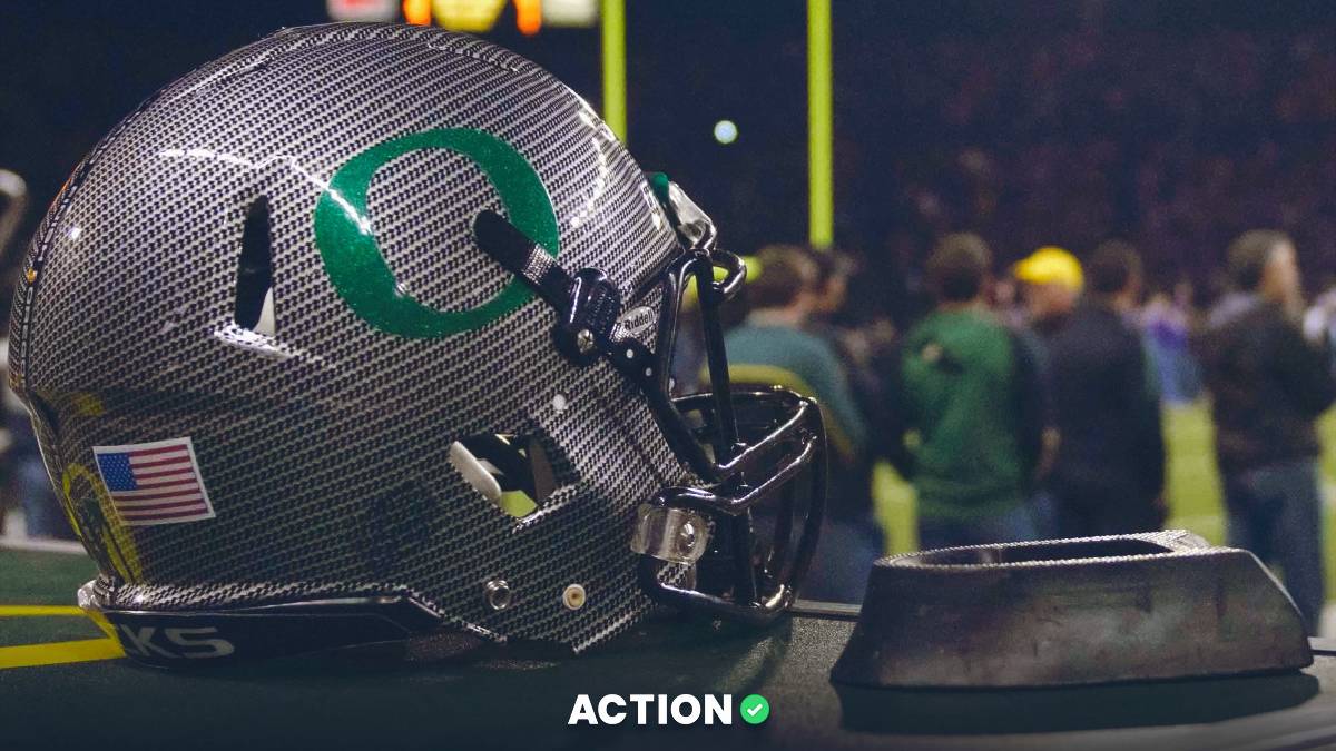 CFP Picks: Oregon vs Texas Tech Over/Under, Ole Miss vs Georgia ATS article feature image