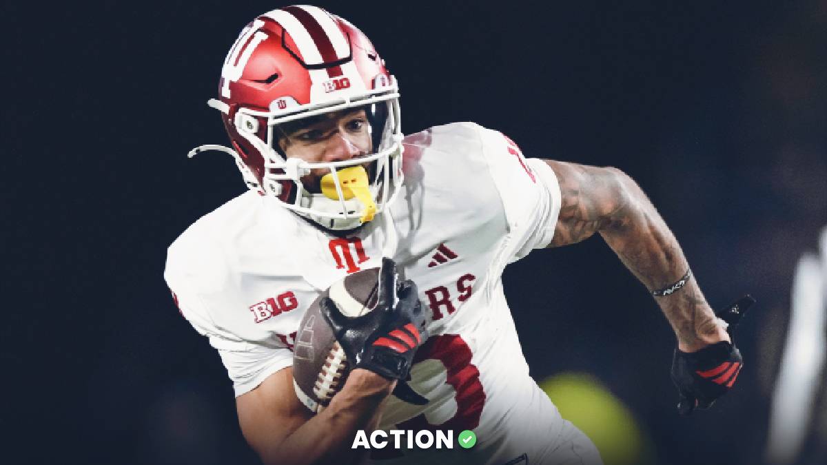 College Football Player Props, Picks: Saturday Bets for Ty Simpson, Darian Mensah, Elijah Sarratt