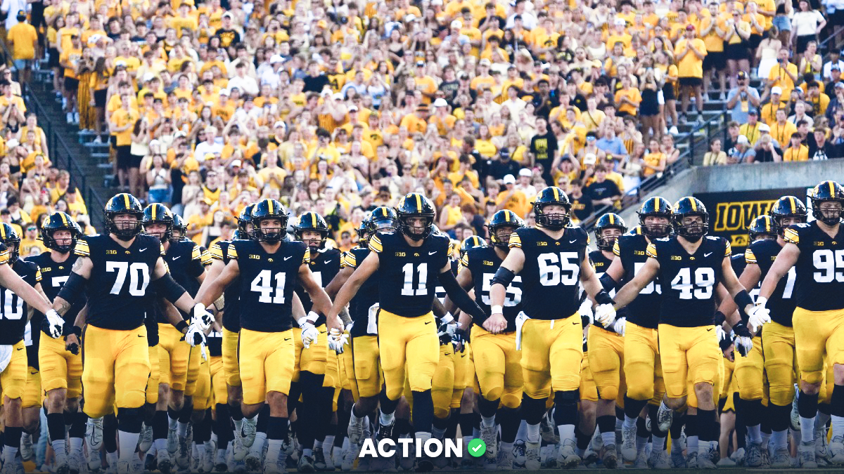 College Football Picks, Predictions: Expert Early Bet for Iowa vs Vanderbilt in ReliaQuest Bowl