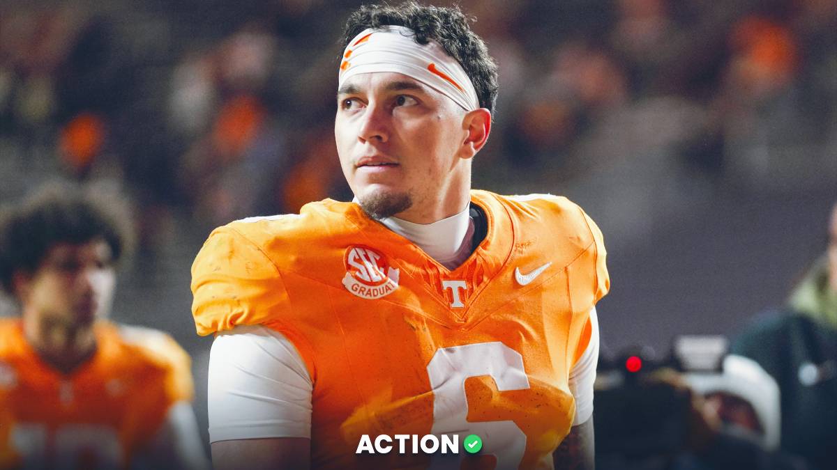 Illinois vs Tennessee Odds: Music City Bowl Lines, Spread, Date