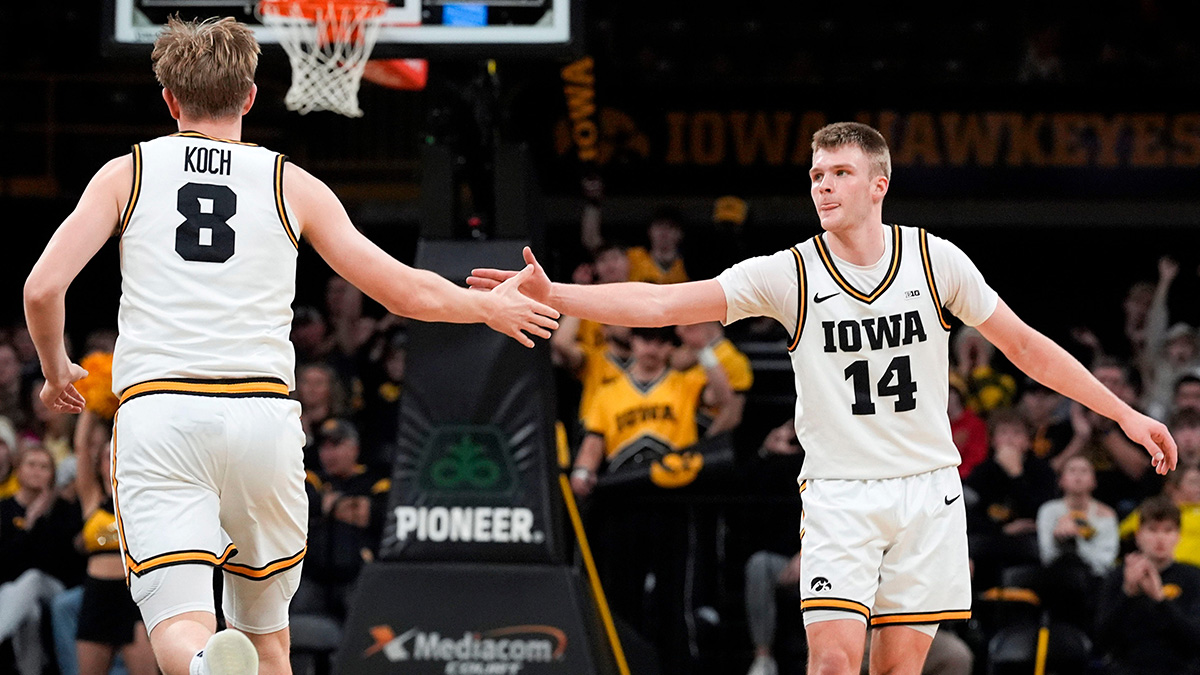 UCLA vs Iowa Odds, Picks, Predictions — 1/3