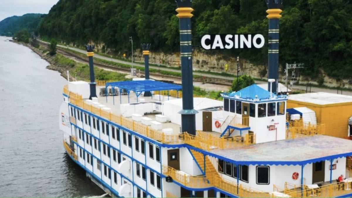 After spending three decades moored on the Mississippi River at 100 Anti Monopoly St., the scenic riverboat casino, Casino Queen Marquette, will move into a new land-based location.