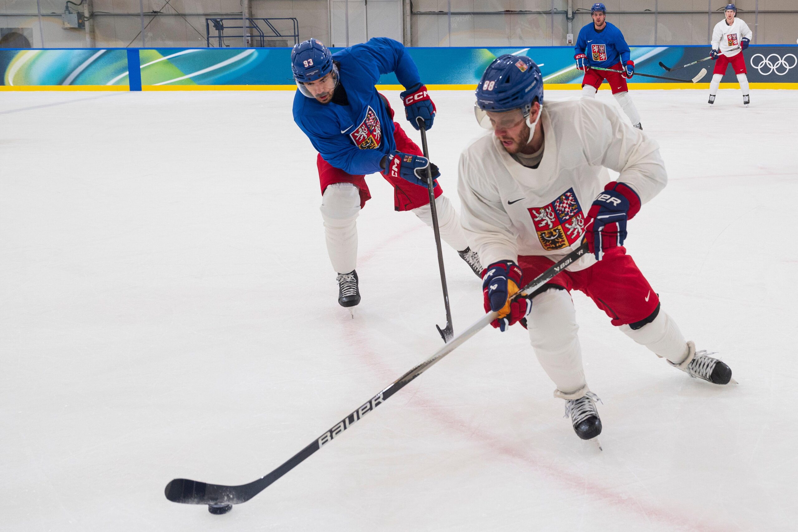 Which Olympic Hockey Teams Are Most Injury-Hit? A Complete Analysis Image