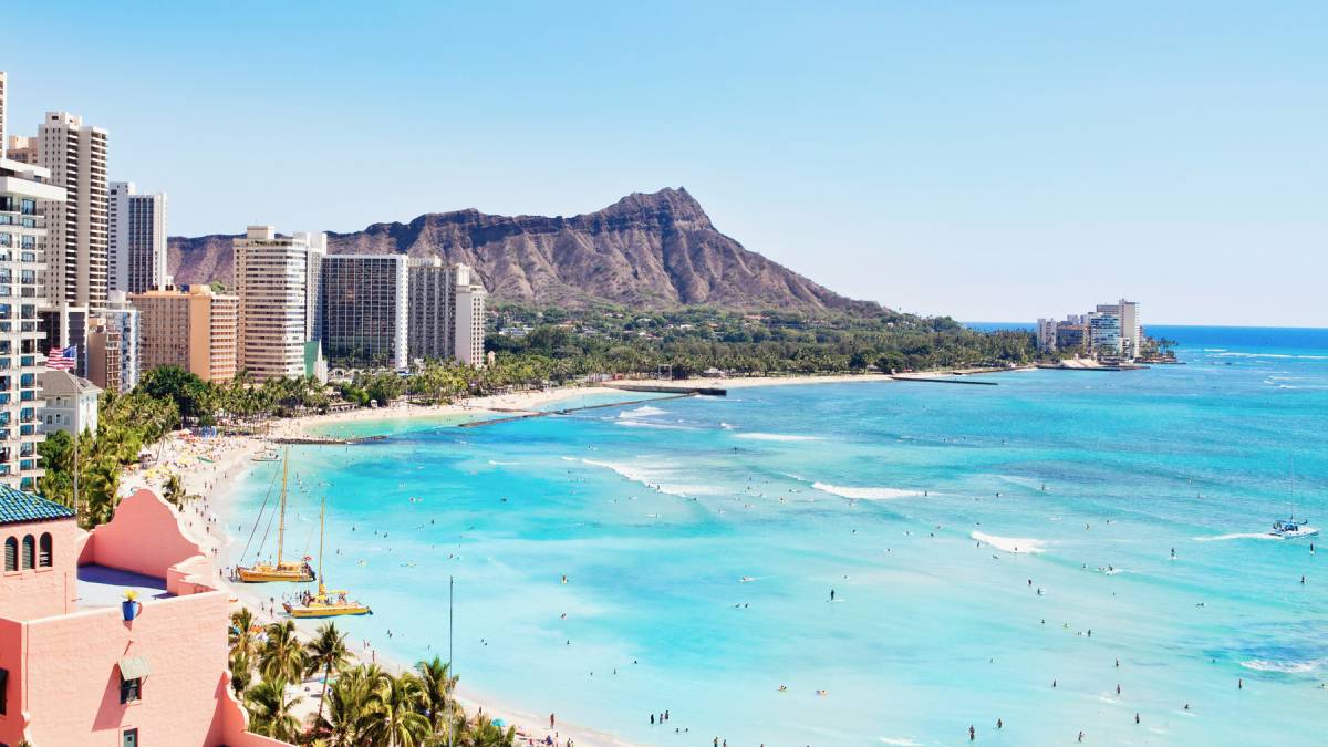 The Aloha State is turning heads with a new bill aimed at bringing Hawaii sports betting into the legal arena.