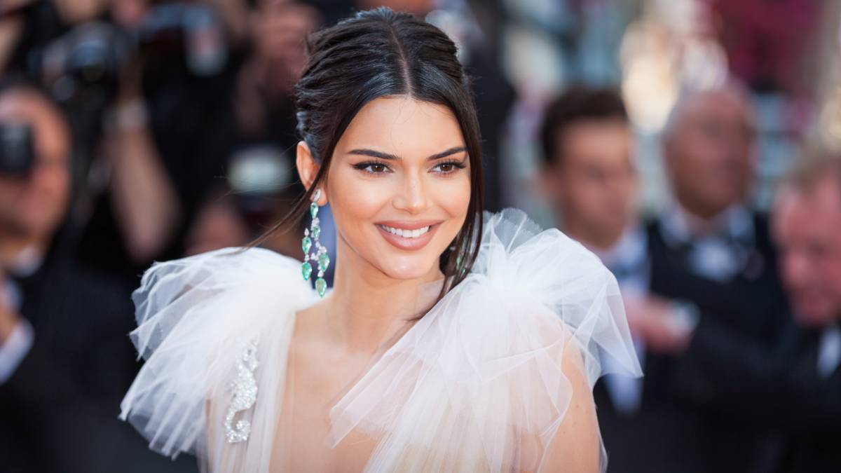 The Kendall Jenner 30-second Super Bowl ad, will air during halftime and a 90-second version will play on other platforms. 