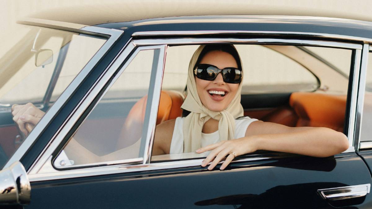 Image showing Kendall Jenner in a Fanatics Sportsbook Super Bowl 2026 advertisement, where she playfully embraces a popular internet joke. The joke implies that any basketball player who dates her encounters bad luck. The ad humorously addresses this "Kardashian Kurse," fueled by memes, real-life coincidences, and fan speculation.