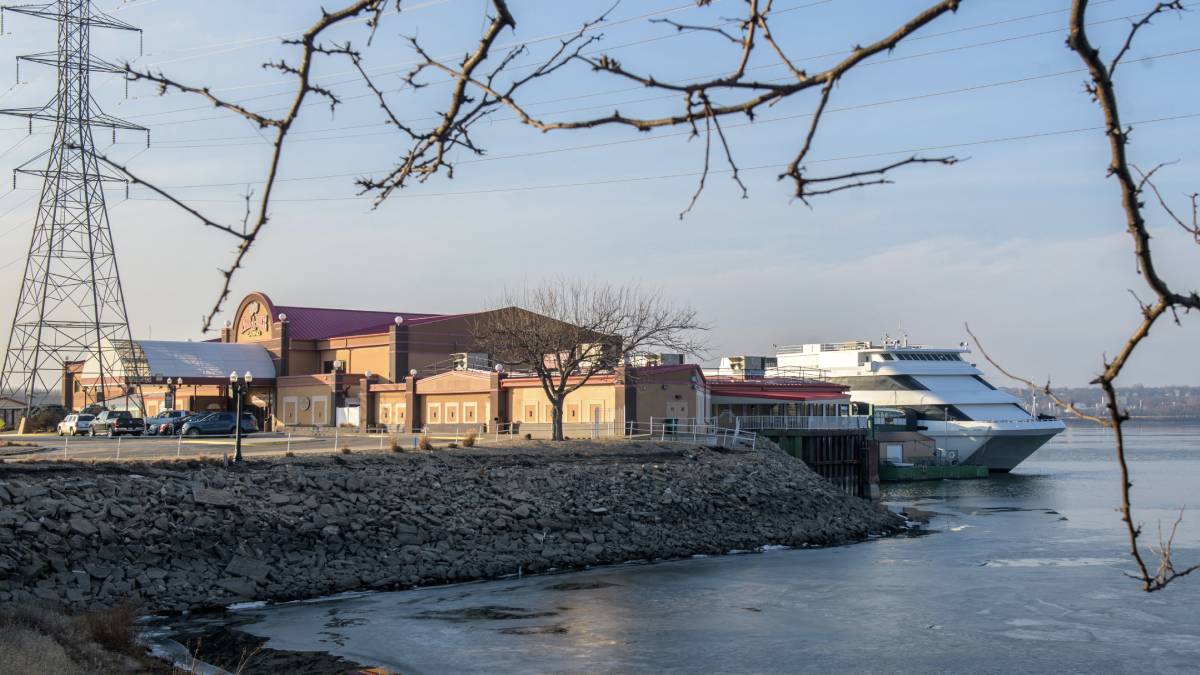 Image of the Par-A-Dice Hotel Casino, located on the riverboat in East Peoria. A proposed $160 million redevelopment plan for this casino was rejected by a possible settlement agreement between the City of Peoria and the casino's parent company, leaving future plans uncertain and open to contest.