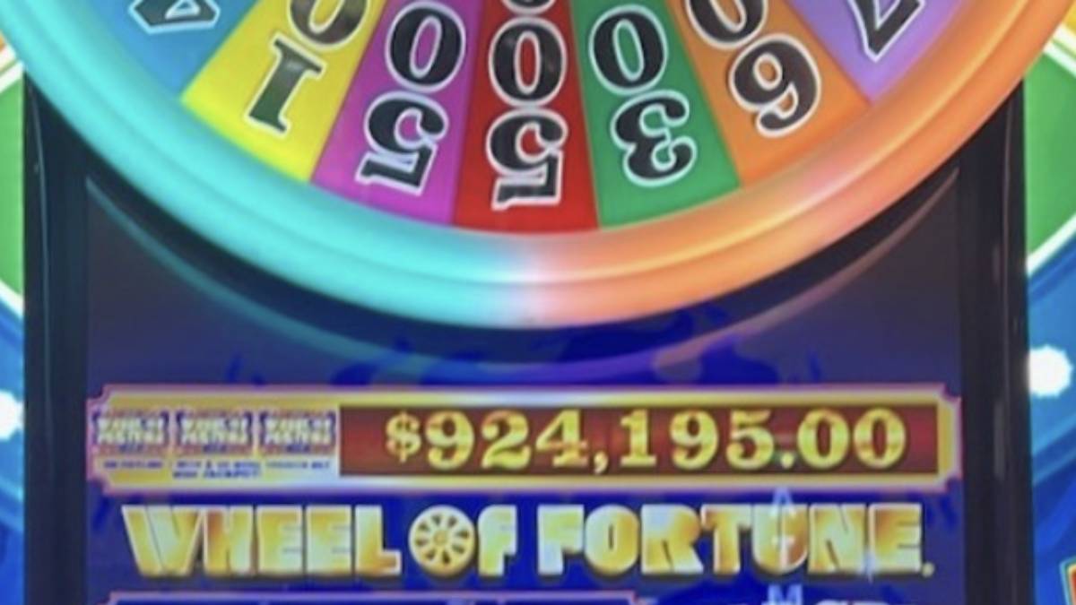 an image of a Wheel of aFortune slot machine made by IGT (International Game Technology) at the Hard Rock Atlantic City where a woman just hit a jackpot of nearly $1 million.