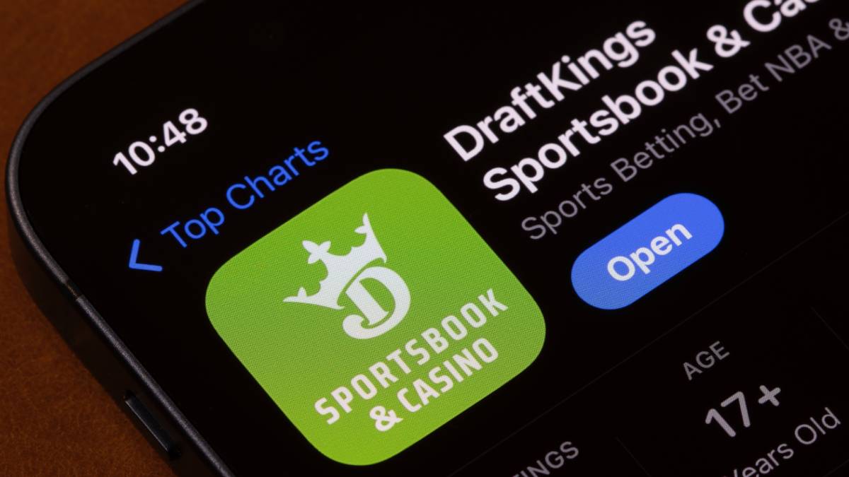 DraftKings Casino announced Flex Spins, an exclusive, first-of-its-kind slot reward flexibility feature in U.S. online gaming, that gives DraftKings customers something they’ve never had before: true flexibility in how and where they use their casino spins.