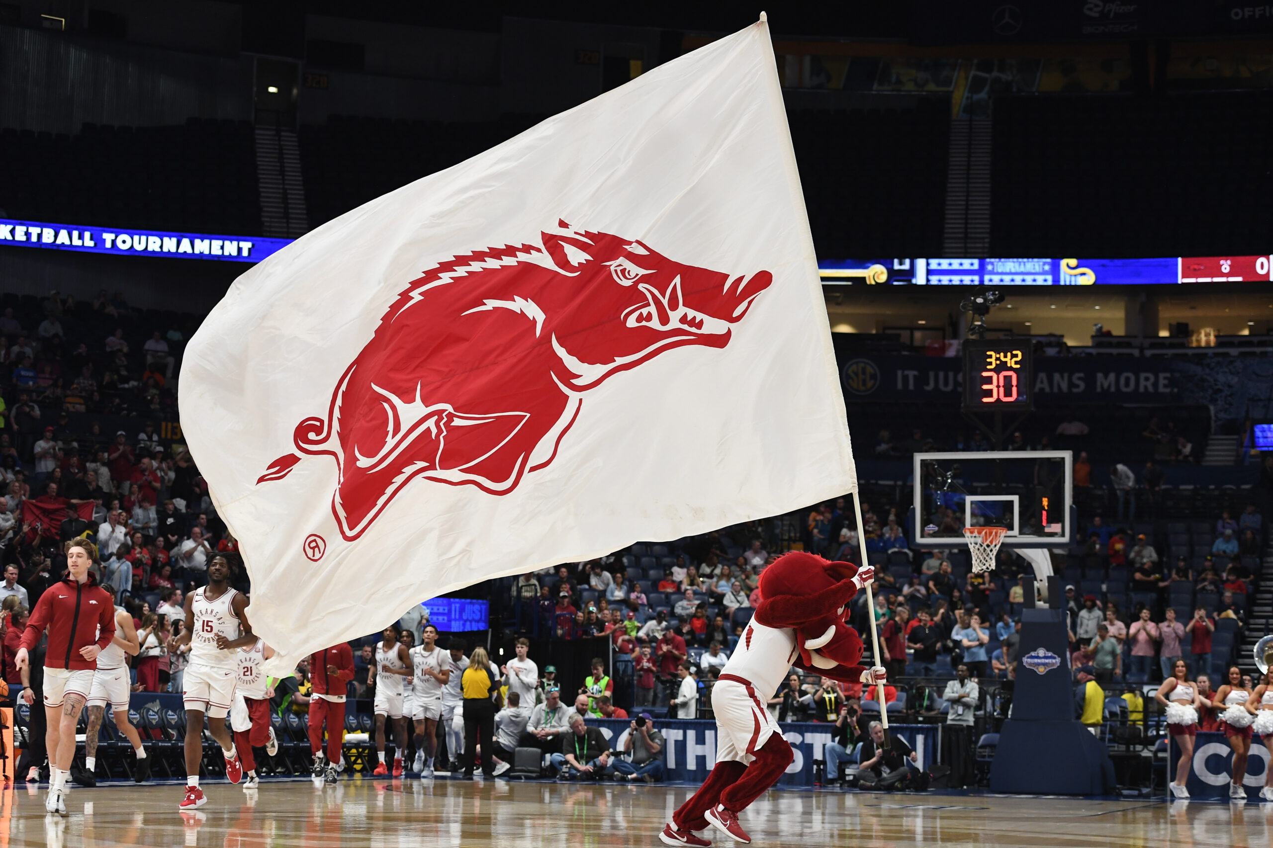 Best Arkansas Betting Apps: Claim New Welcome Bonus from FanDuel, DraftKings Launch article feature image