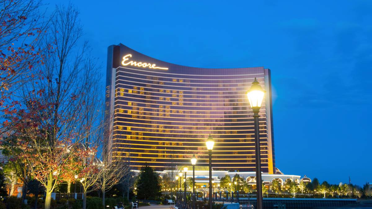 In Massachusetts, the debate over legalizing online gambling has generated strong opinions and notable opposition, particularly from Wynn Resorts. Operating the Encore Boston Harbor, Wynn has openly opposed online gambling legalization. The company is concerned that online casinos could divert revenue away from its physical casino operations, potentially affecting the significant tax contributions it has made since Encore's opening in 2019, totaling around $1 billion.