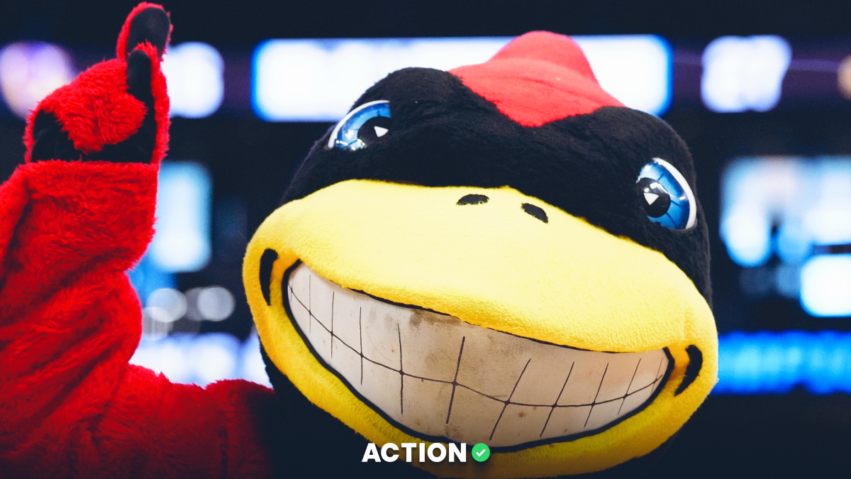 College Basketball Odds: 4 Sunday ATS Picks, +1277 Parlay article feature image