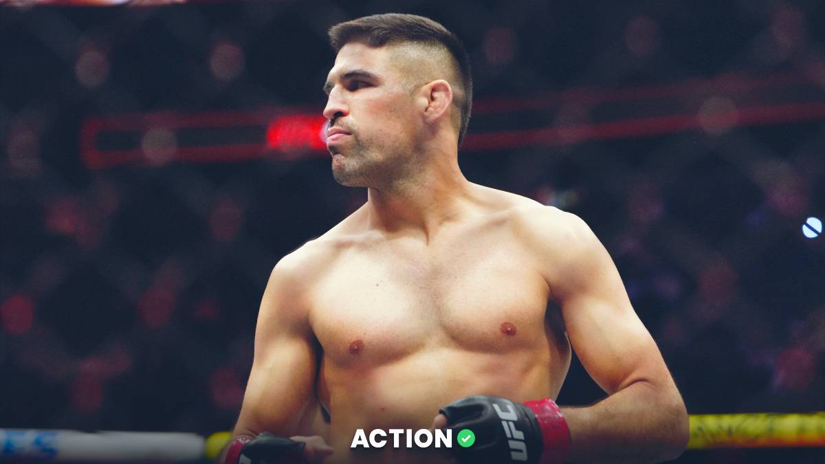 Kelvin Gastelum vs Vicente Luque Prediction, Pick, Odds for UFC 327 (Saturday, April 11)