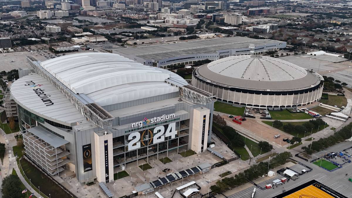 The Houston Astrodome has been largely closed to the public since 2008–2009 due to fire code and safety issues. It is used mainly for storage and occasional maintenance access. Various redevelopment plans have been proposed over the years (including a rejected 2013 bond measure), but none have fully materialized. 