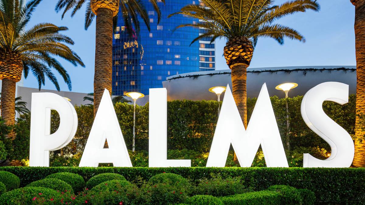 the palms casino in las vegas now has a designated non-smoking area