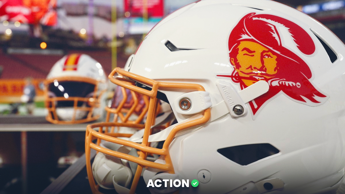 NFL Friday Predictions: Sharps Steaming a Spread, Over/Under