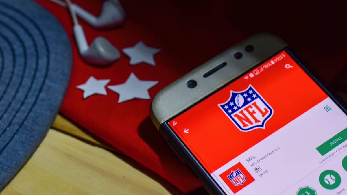 NFL broadcasts can still include sportsbook advertising, but prediction-market messaging will be kept outside the league’s game-day environment.