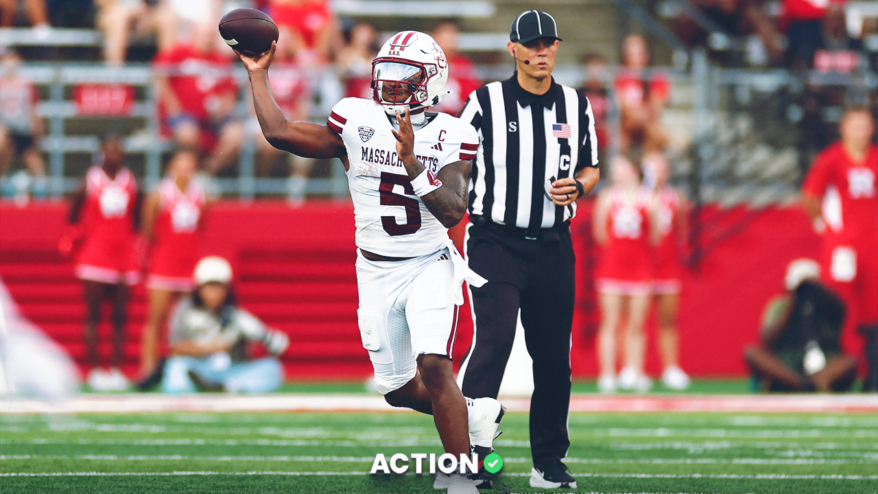 UMass vs Sacramento State Prediction, Pick, College Football Odds for Saturday, Sept. 26 article feature image