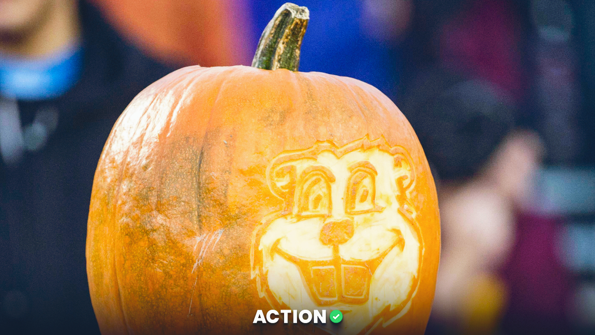6 Sharp Saturday Predictions: College Football Spread & Totals, NBA, NHL
